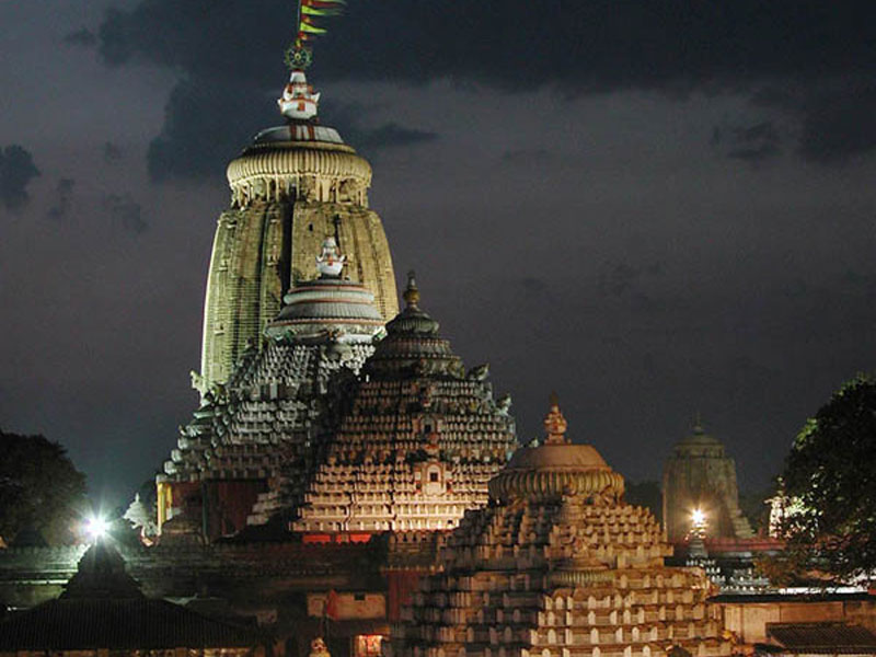 richest temples of india