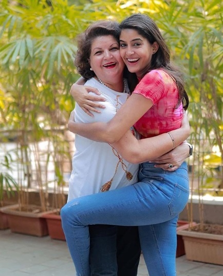 anisha dixit