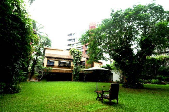 amitabh bachchan house