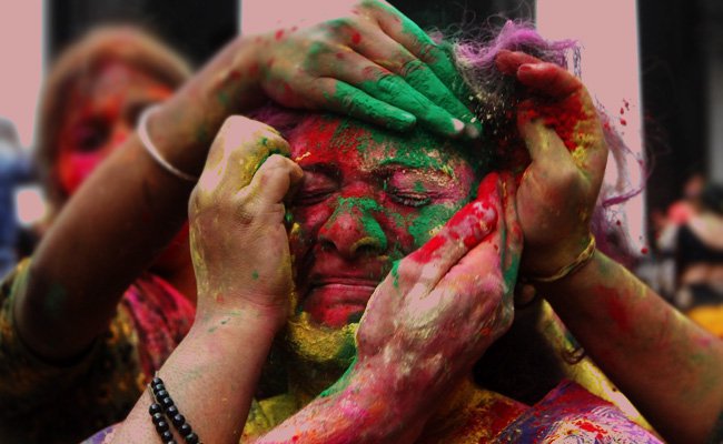 holi