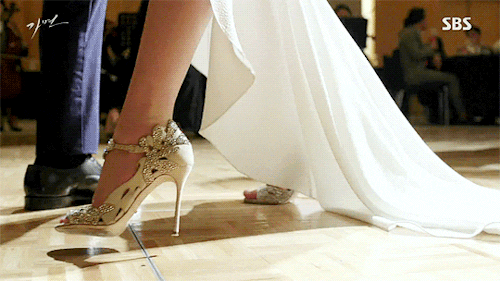 things you should never forget before going to a wedding