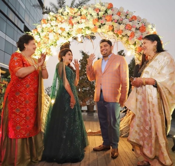 neha pendse wedding pics with husband Shardul Singh