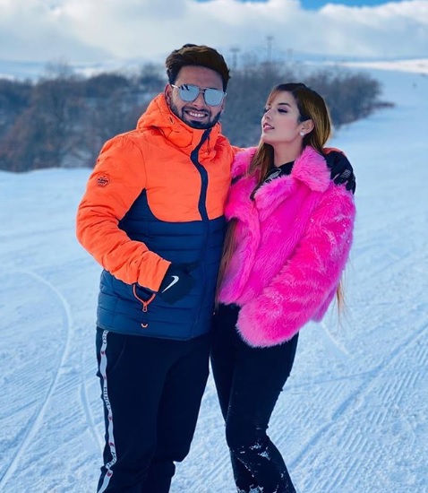 rishabh pant girlfriend isha negi