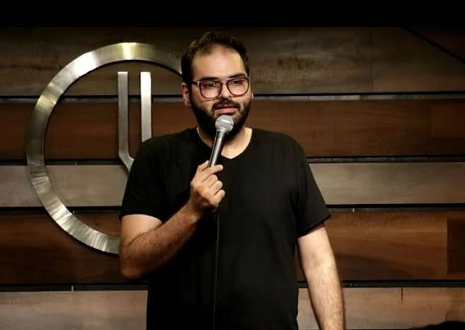 kunal kamra news ban on indigo flight arnab goswami